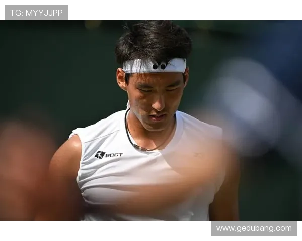 布云朝克特首轮不敌德米纳尔 无缘中网男单第二轮