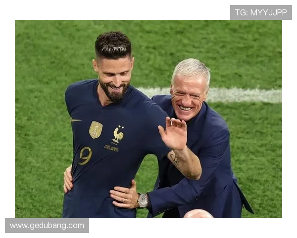 34岁坎特强势复出惊艳全场令德尚在世界杯前陷入阵容抉择难题 34岁坎特强势复出惊艳全场令德尚在世界杯前陷入阵容抉择难题